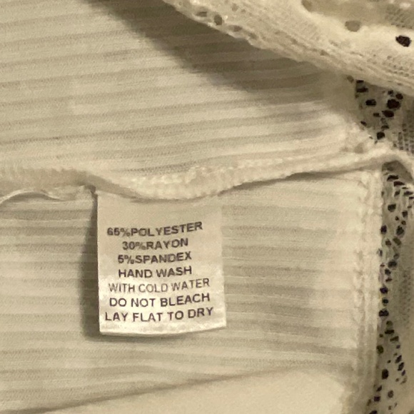 Women’s button front cardigan/top with lace detail - Picture 3 of 3